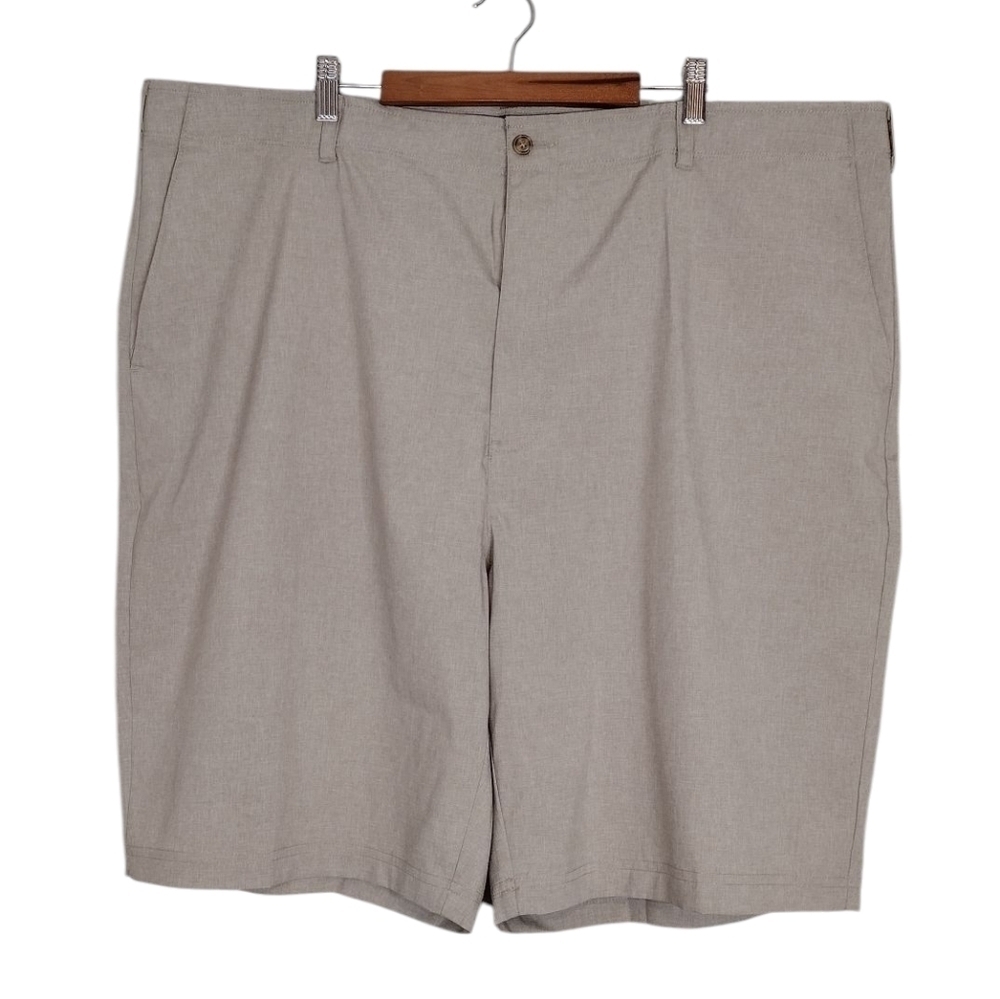 NWT Ben Hogan Khaki Performance Stretch Flat Front Classic Athletic Golf Shorts